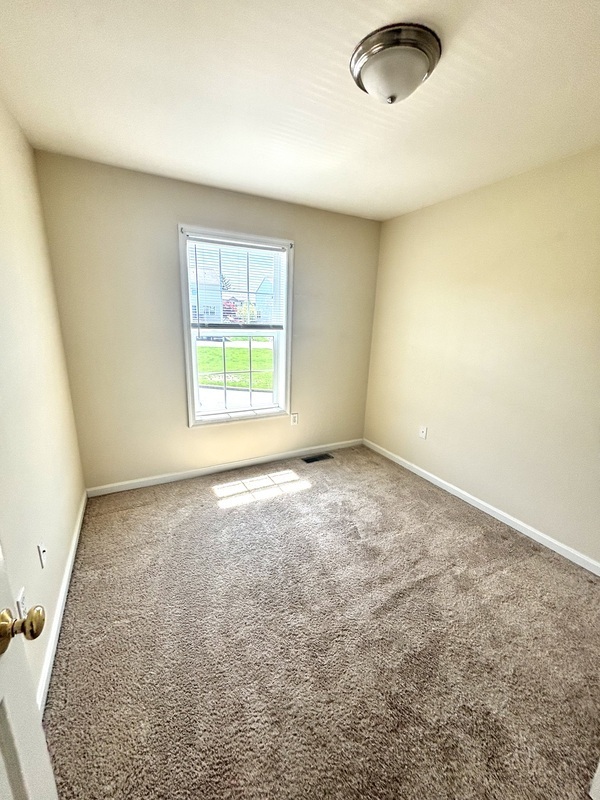 Building Photo - 187 Cartledge Ln