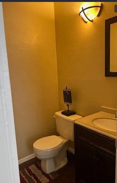 Building Photo - 10500 Lake June Rd