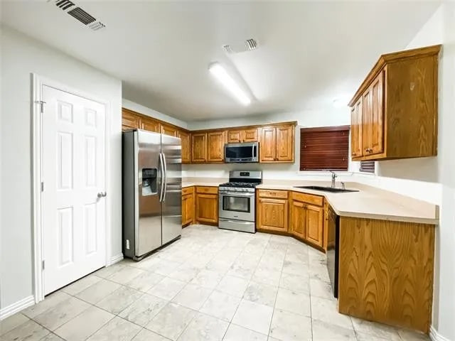 Building Photo - 125 Parkwood Ct