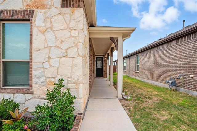 Building Photo - 604 Bronze Forest Dr