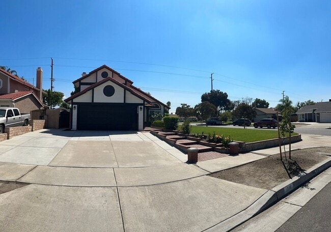 Building Photo - Beautiful 4 Bedroom, 3 Bathroom Home in Redlands