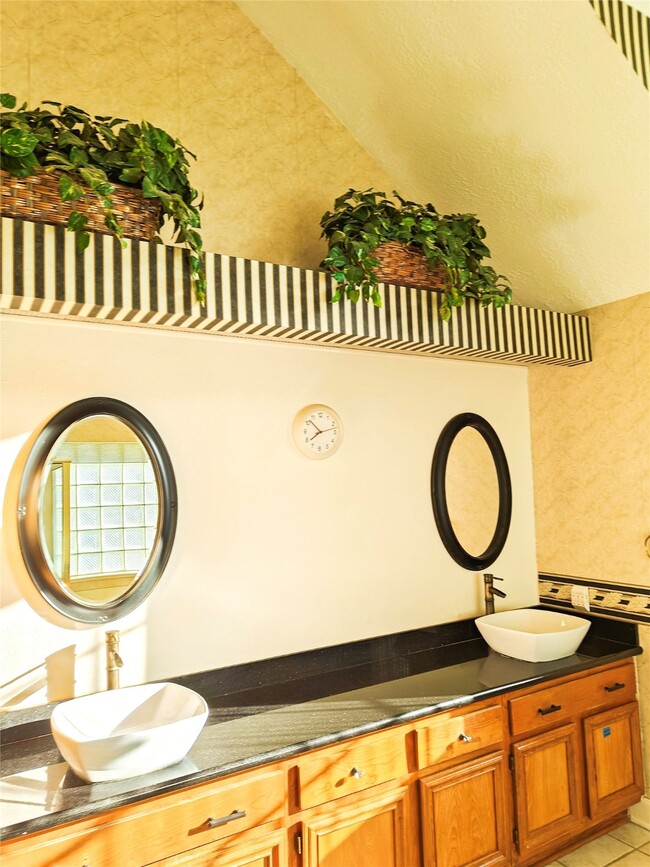 Building Photo - 3446 Mimosa Way