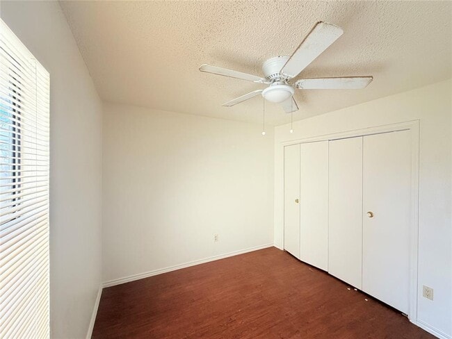 Building Photo - 1213 Ridgemont St