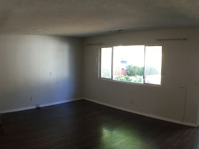 Building Photo - Nice single level home on cul de sac in Foxglenn neighborhood