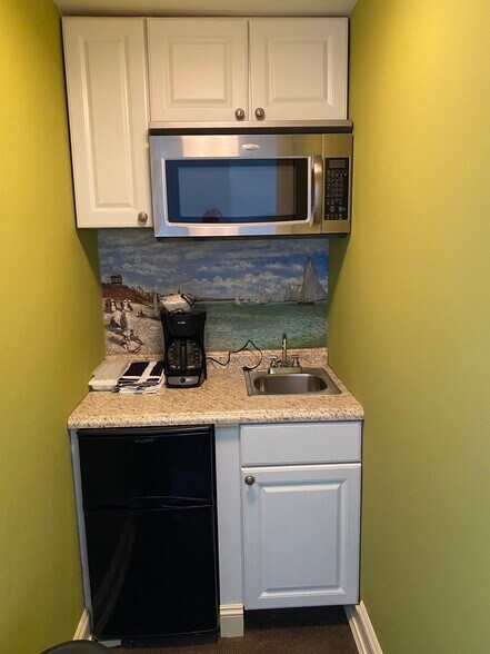 Kitchenette Area - 940 4th Ave