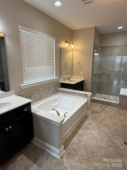 Building Photo - 17538 Austins Creek Dr
