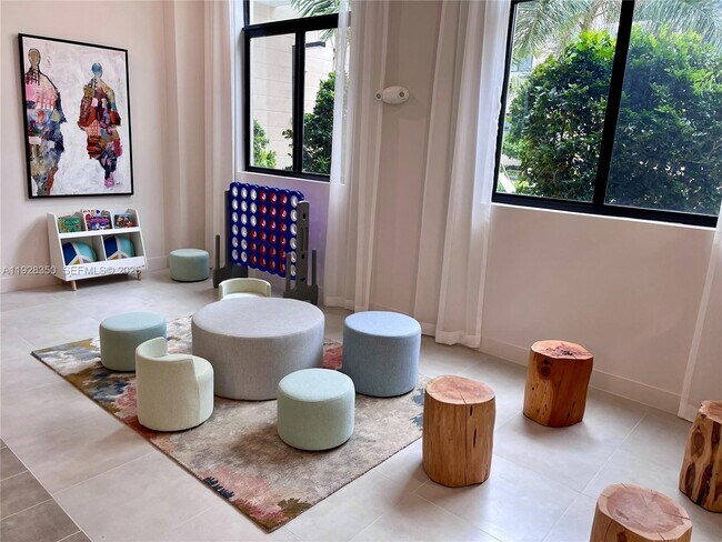 Building Photo - 18412 Homestead Ave