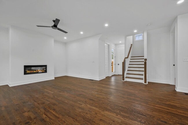 Building Photo - Brand new build home in Old Hickory | 1/2 off first months rent!