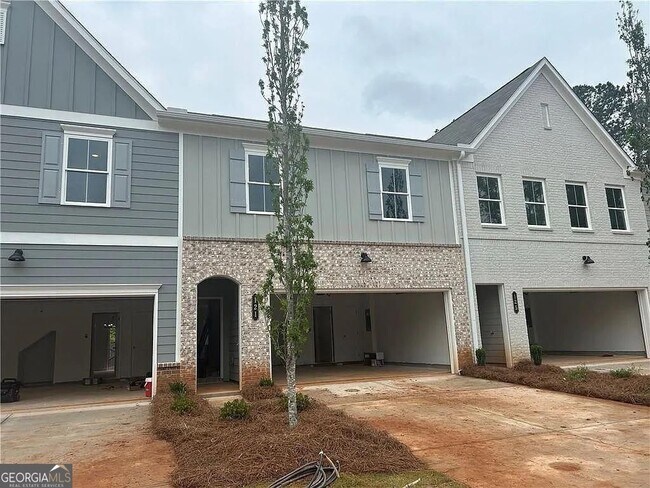 Building Photo - 121 Priestwood Ln