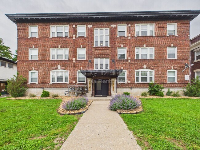 Building Photo - 3723 Wyoming St