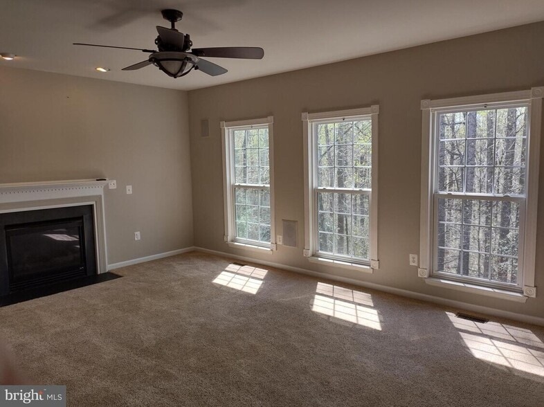 Family Room - back Left - 15200 Chula Pl