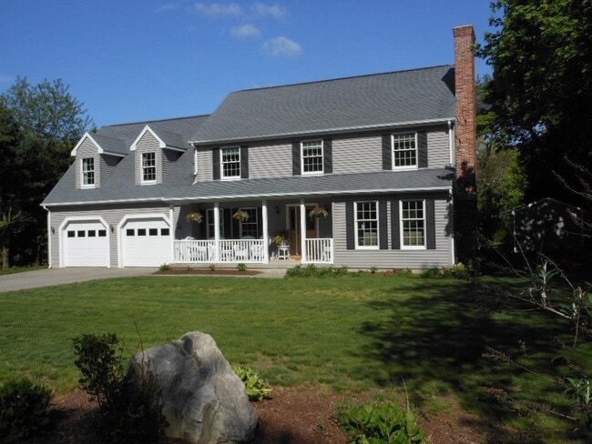 Building Photo - 5 Allyn Ln