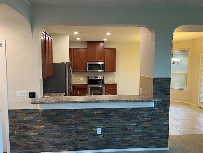 Building Photo - 12821 Stoney Ridge Bend