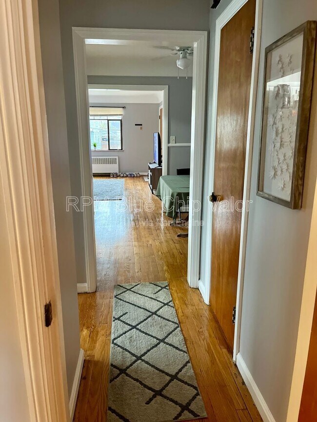 Building Photo - 3522 Pembroke Ave