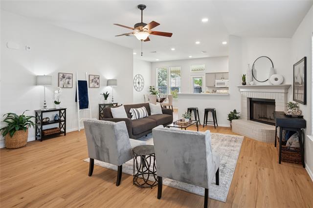 Building Photo - 521 Port Arthur Dr