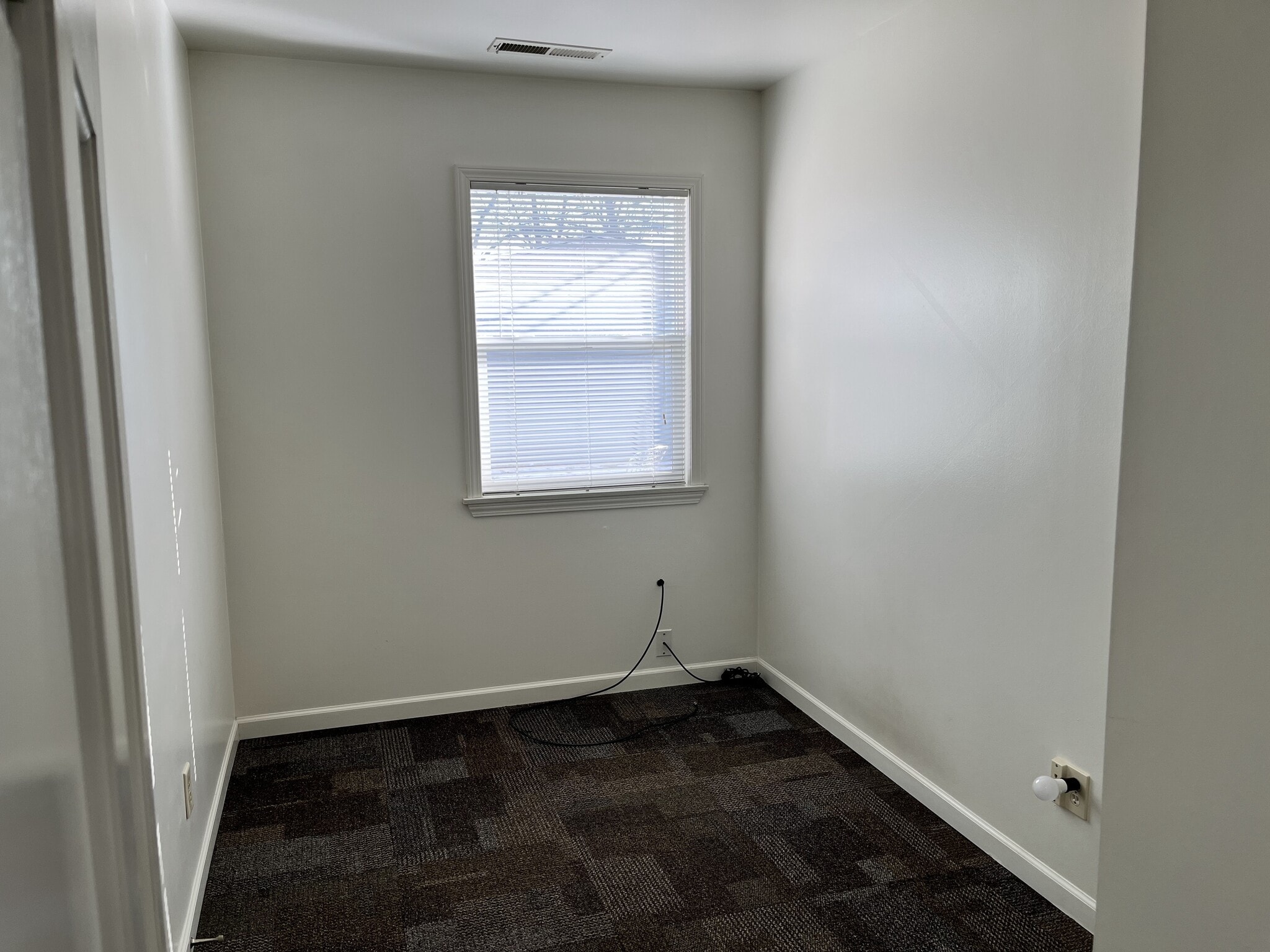 Bedroom 1 - small - 920 Spruce Street