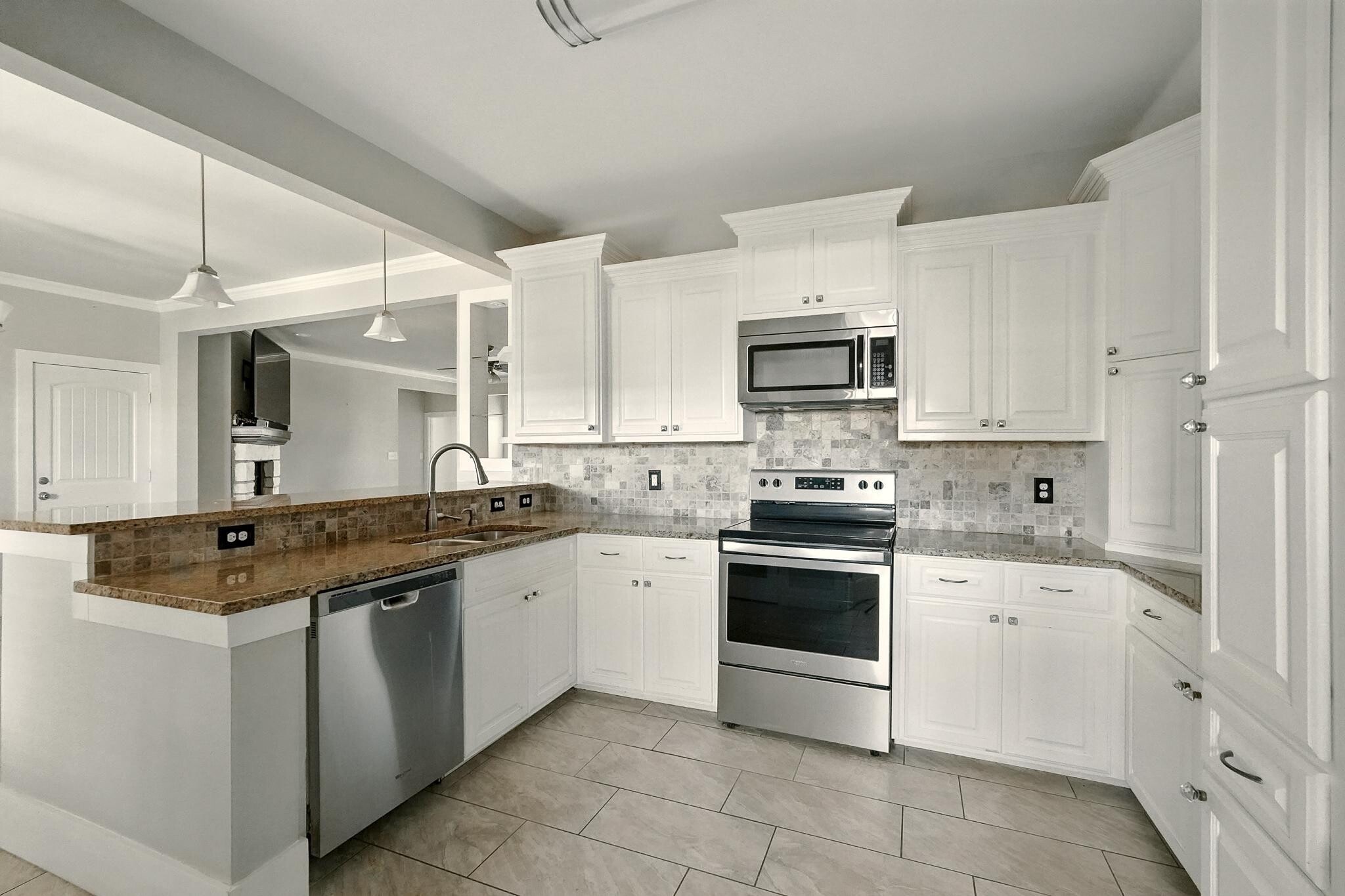 Building Photo - 4102 Forrest Creek Ct