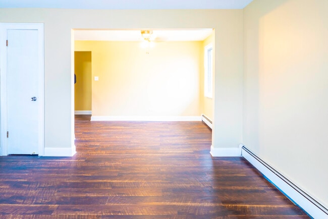 Building Photo - 5700 S Archer Ave