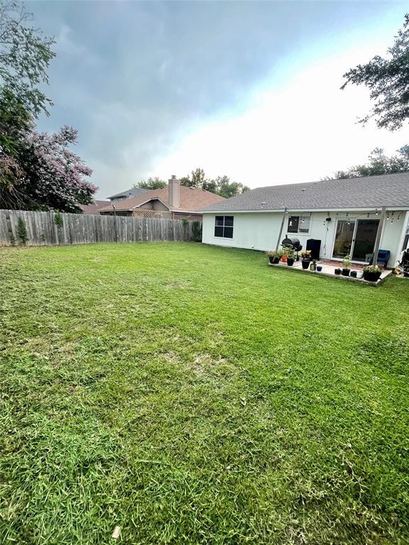 Building Photo - 9503 Dalewood Dr