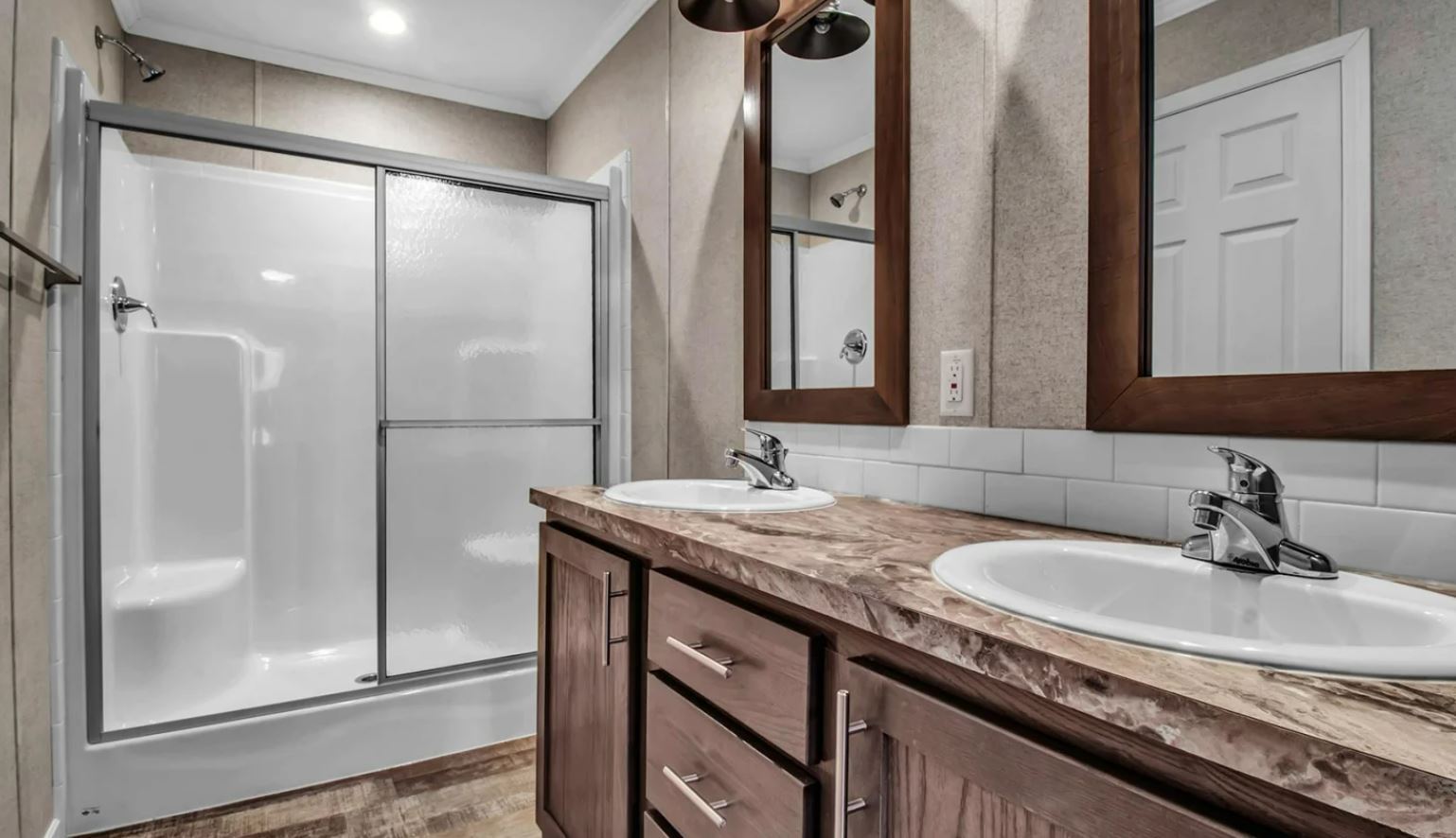 Building Photo - 333 E Lakewood Blvd