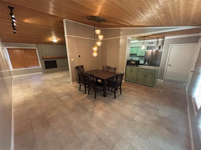 Building Photo - 1241 Evergreen Dr