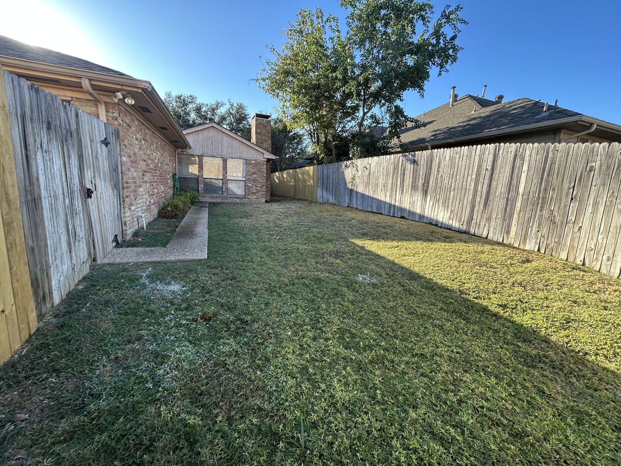 Building Photo - 16412 Lauder Ln
