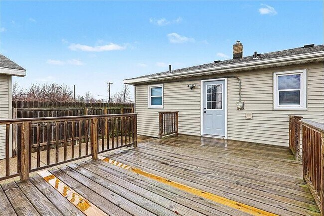 Building Photo - 5807 Averill Ave SW