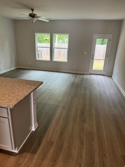 Building Photo - 100 Vlg Grn Dr NW