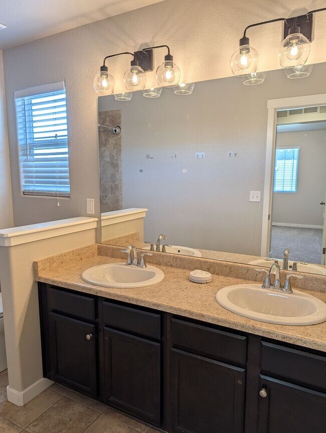 Building Photo - 7709 Camille Ct