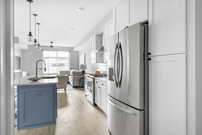 Building Photo - Ridgeland Flats