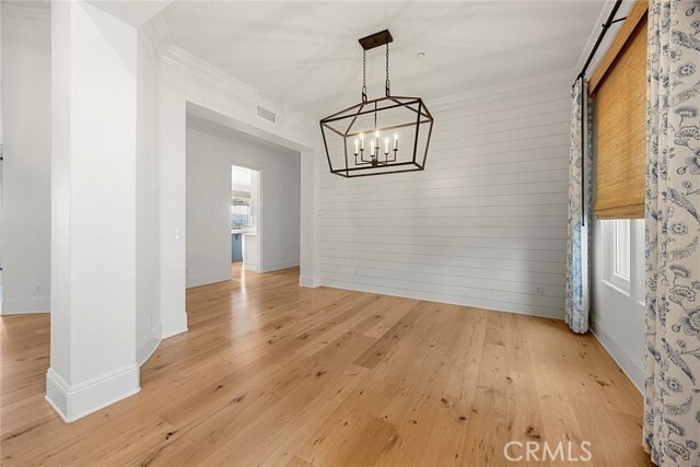 Building Photo - 2309 Skyline Dr