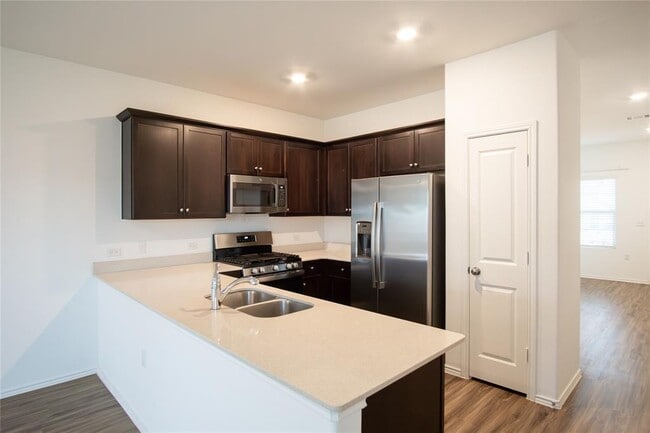 Building Photo - 14201 Lyndora Ln