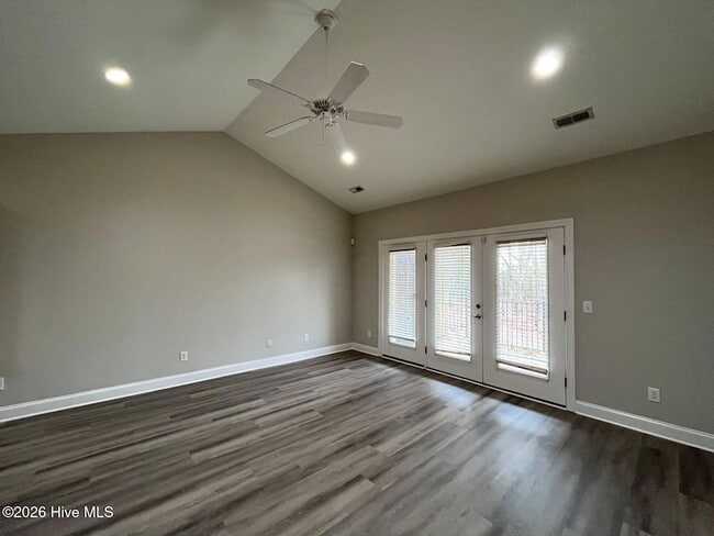 Building Photo - 18 Elk Ridge Ln