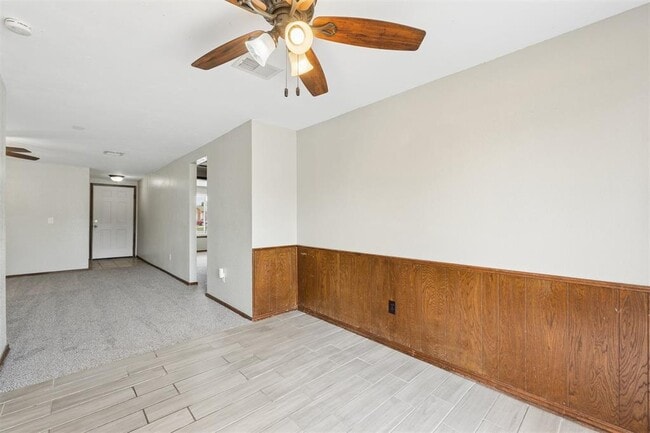 Building Photo - 2905 SW 82nd St