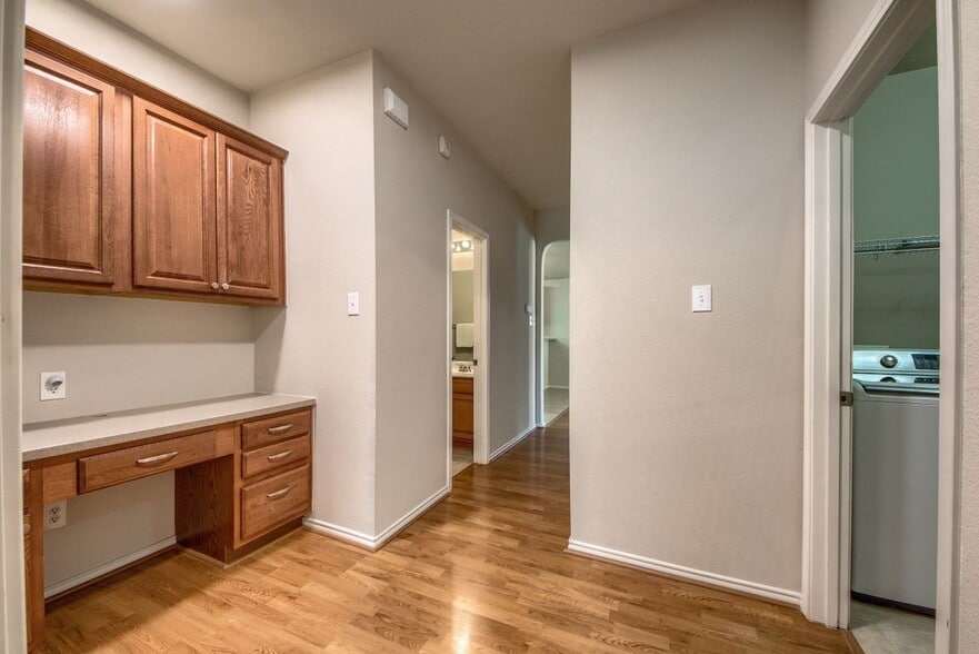 Building Photo - 25614 Texas Ash