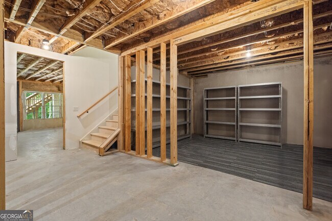 Building Photo - 2045 Kent Ct