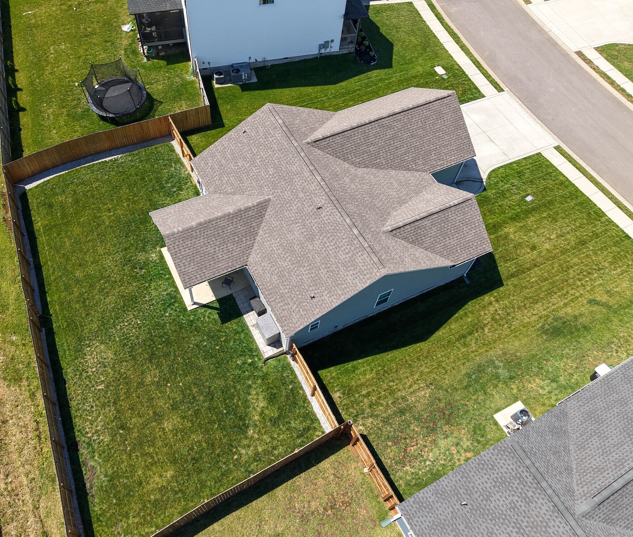 Building Photo - 409 Pomeroy Dr