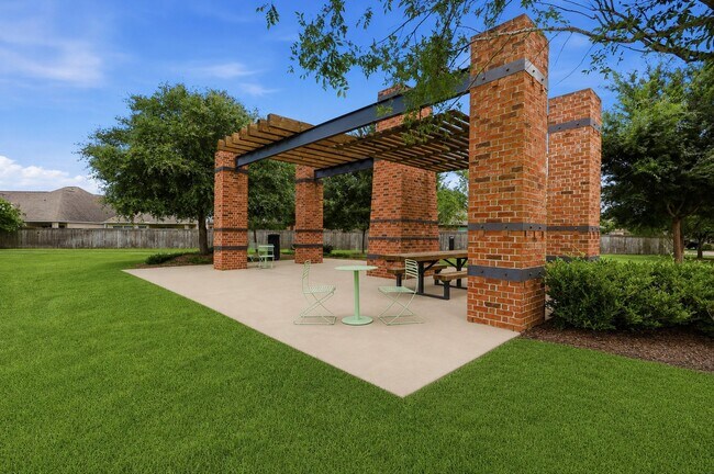 Building Photo - 2410 Ginger Mist Ct