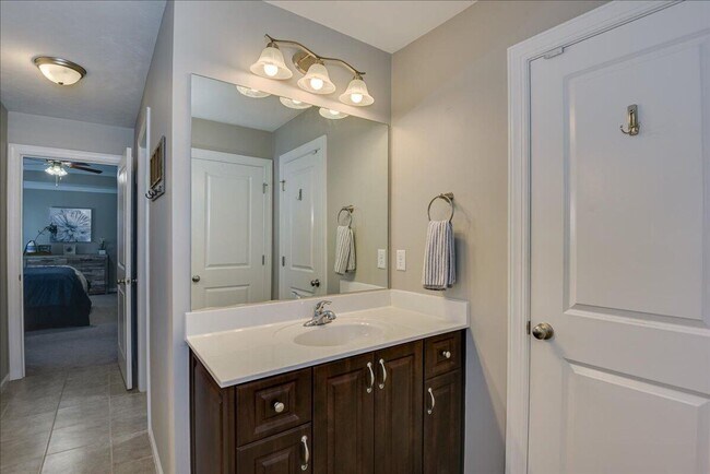 Building Photo - 847 Williford Run Dr