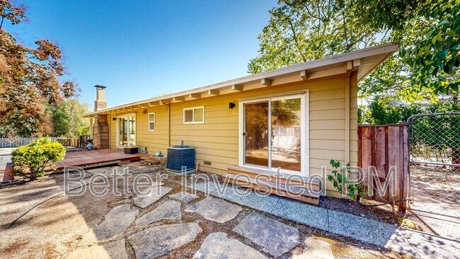 Building Photo - 4230 Mt Taylor Dr
