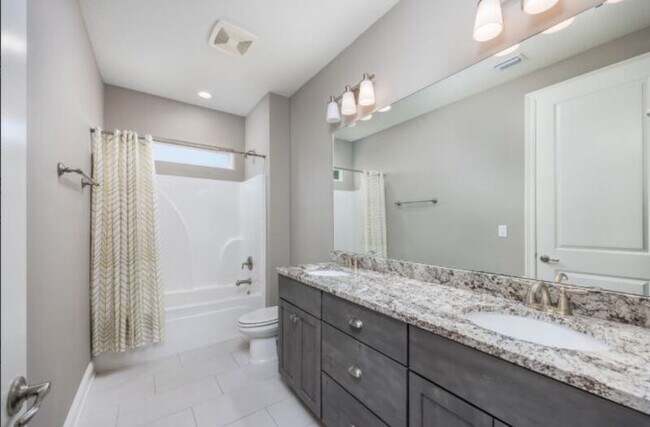 Building Photo - 77 Perimeter Pl