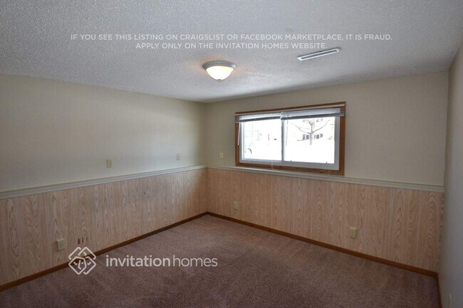 Building Photo - 8157 James Ave N