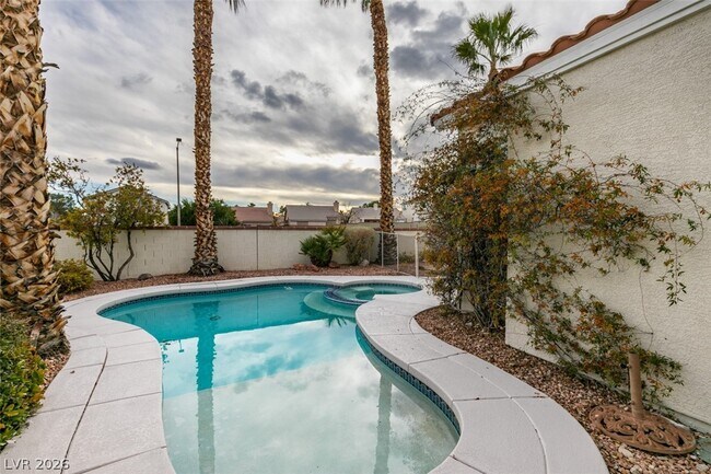 Building Photo - 9705 Ridge Creek Pl