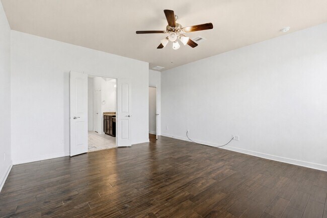 Building Photo - 10126 N Whimbrel Cir