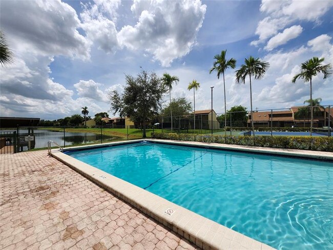 Building Photo - 4192 SW 87th Terrace