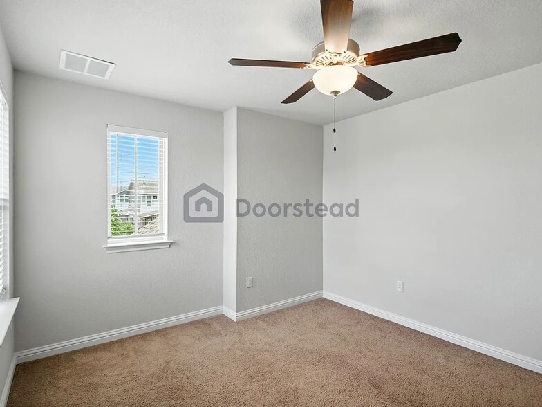Building Photo - 8207 Cottage Rose Dr