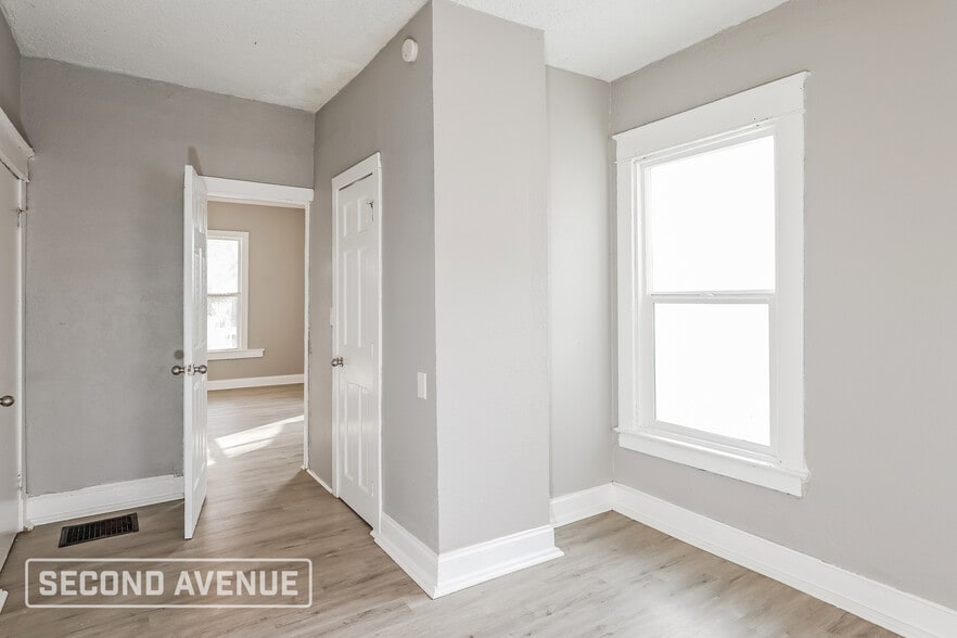 Building Photo - 2632 Cypress Ave