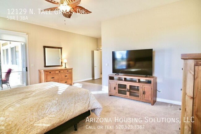 Building Photo - 12129 N Tall Grass Dr
