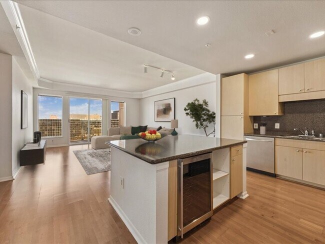 Building Photo - 3505 Sage Rd