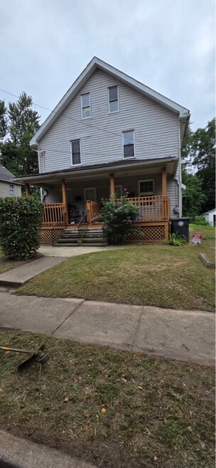 Building Photo - 106 Charles St